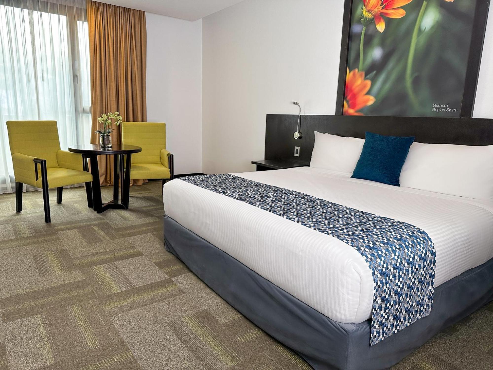 فندق Wyndham Quito Airport Puembo المظهر الخارجي الصورة A room at the hotel